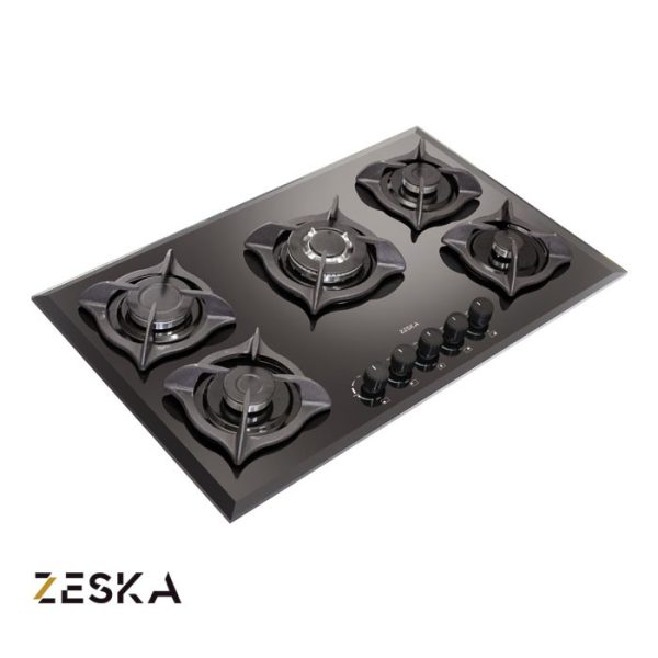 تصویر اجاق گاز توکار پنج شعله شیشه ای زسکا مدل G30 با طراحی مدرن، صفحه شیشه‌ای مقاوم در برابر حرارت و ظاهر شیک مناسب دکوراسیون آشپزخانه‌های امروزی